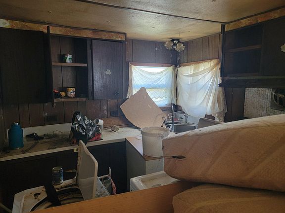 3rd image of 7215 Dove Pl