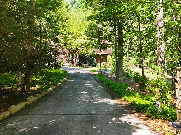 3rd image of 5552 Paramont Rd