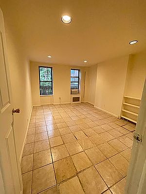 2nd image of 109 E 89th St APT 3E