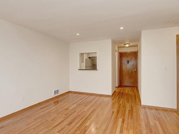 5th image of 2200 1st Ave N APT 302