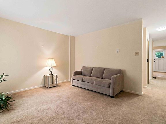 5th image of 2552 Brunswick St