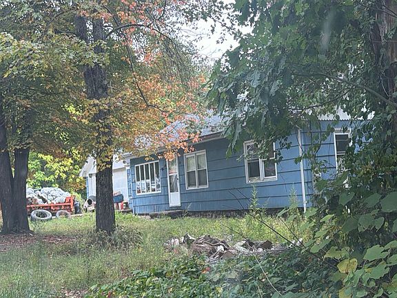 2nd image of 630 Podunk Rd