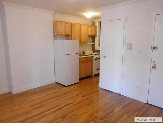 Rented by Magnum Realty Holdings, LLC | media 16