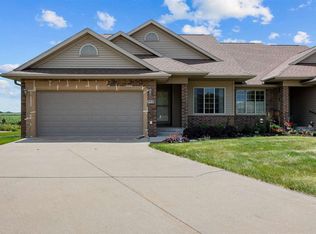 295 E Tartan Dr, North Liberty, IA 52317