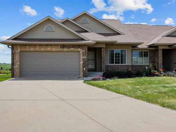 295 E Tartan Dr, North Liberty, IA 52317
