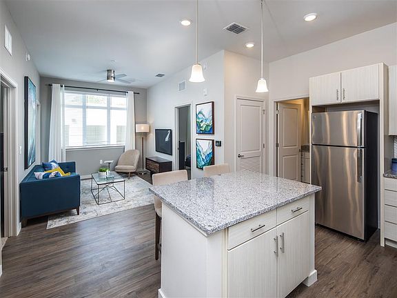 4th image of 1185 S Pinellas Ave #4101099