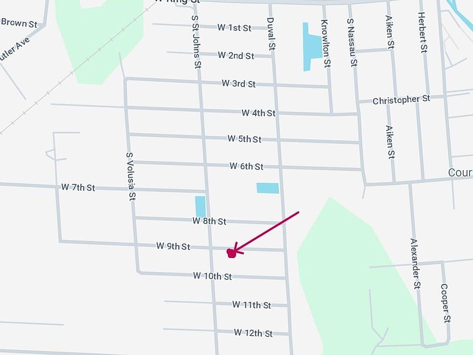 2nd image of 833 W 9TH Street