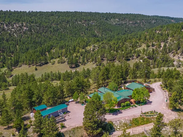 60 Valley View Dr, Newcastle, WY 82701