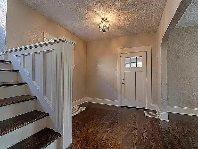 4408 Forest Ave — Photo 5
