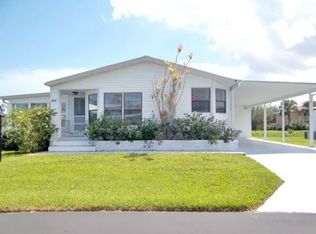 813 Sun Ray Ct, Boynton Beach, FL 33436