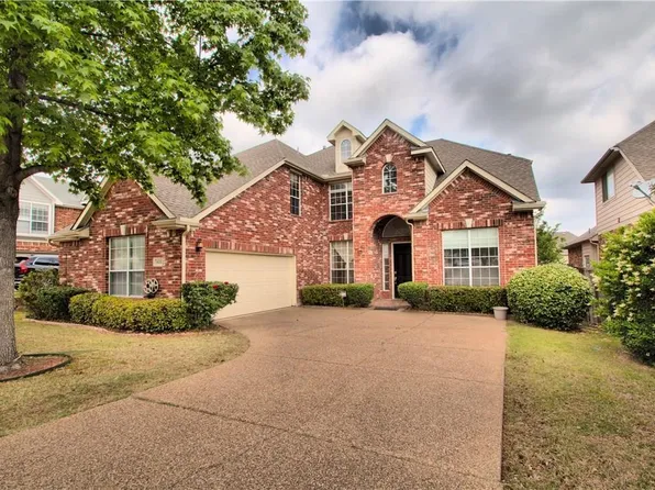 9235 Jasmine Ln, Irving, TX 75063