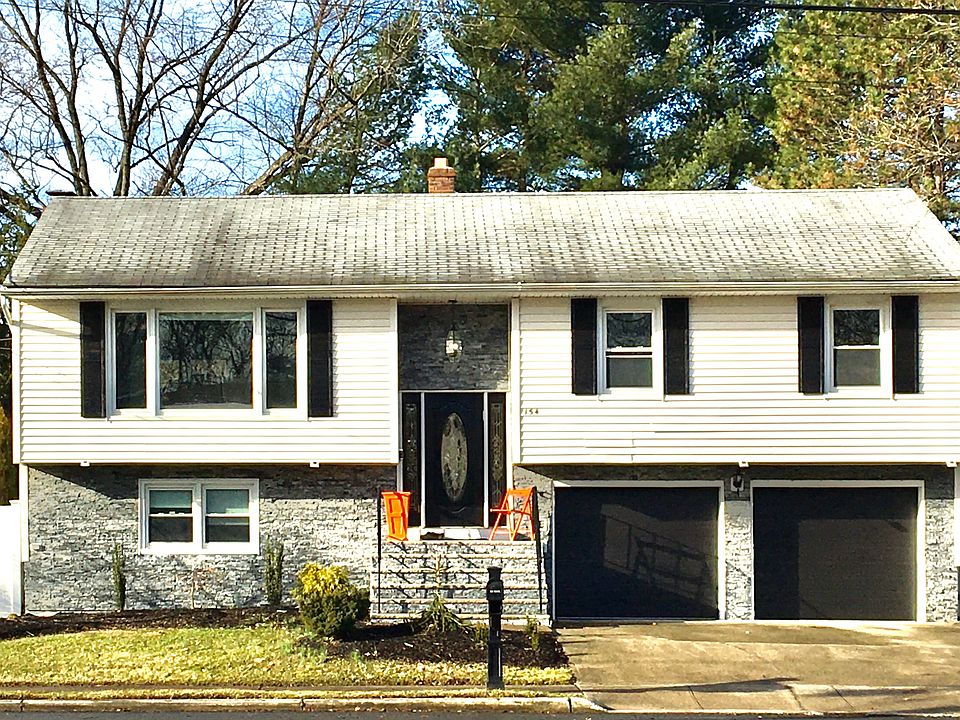 1st image of 154 Forest Ave