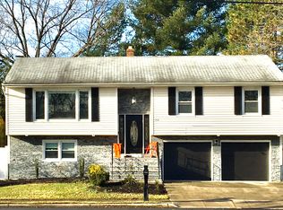 154 Forest Ave, Westwood, NJ 07675