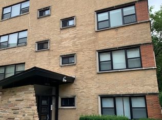 10212 S Walden Pkwy #B3, Chicago, IL 60643