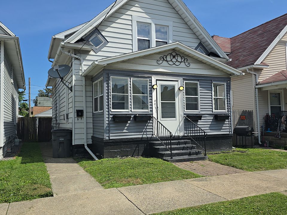 1st image of 441 E Hudson St