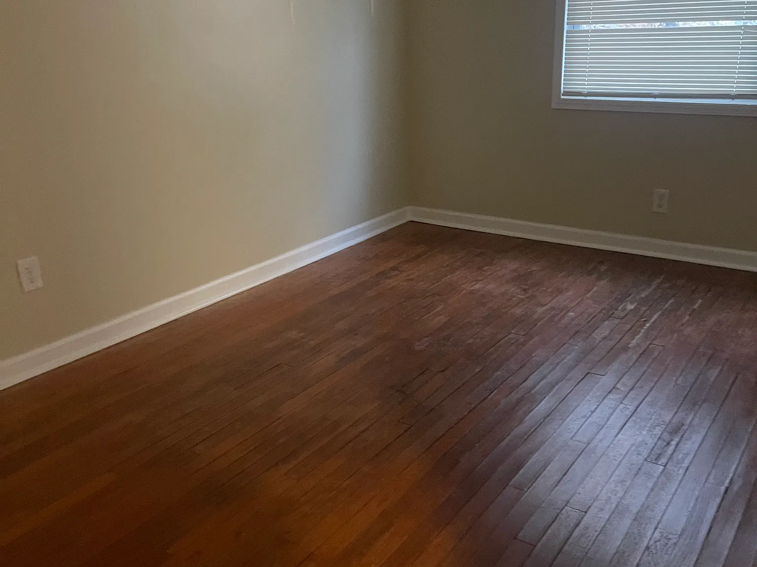 3 bed, 1368 sqft, $1,399 — Photo 2