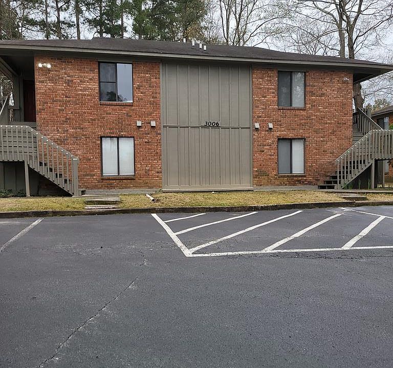 1st image of 3006 Raes Wood Dr