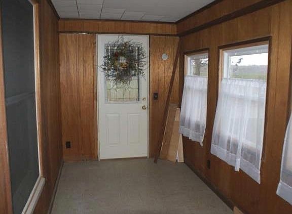 4th image of 22500 Gage St
