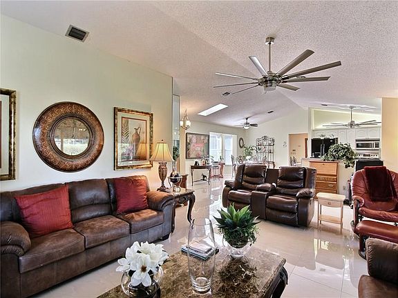 4th image of 5406 Echo Pines Cir W