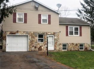 632 County Route 57, Phoenix, NY 13135