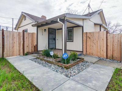 2500 26th Ave, Sacramento, CA, 95822
