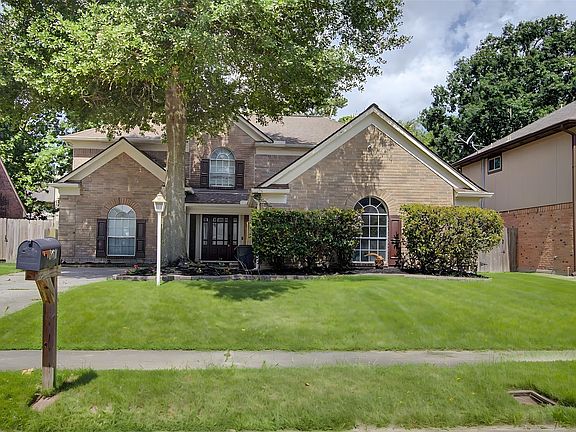 2nd image of 18831 Jodywood Dr
