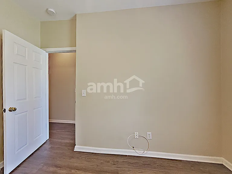 1523 Cardinal Ln — Photo 10