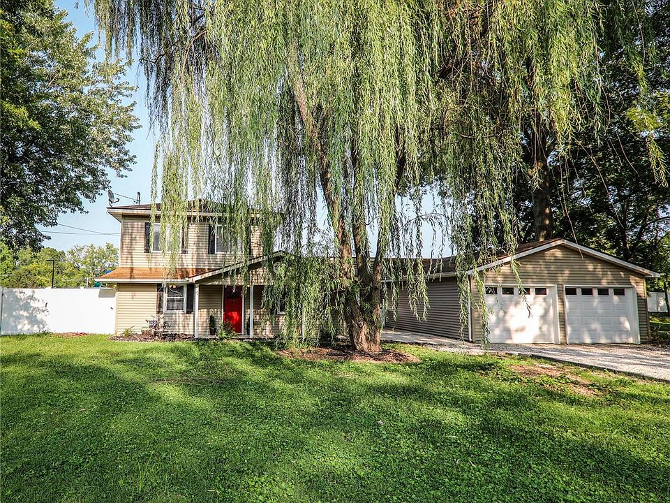 1st image of 24 Grainey Dr