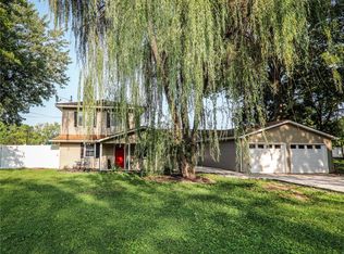 24 Grainey Dr, Glen Carbon, IL