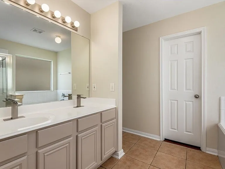6023 Barany Ct — Photo 15