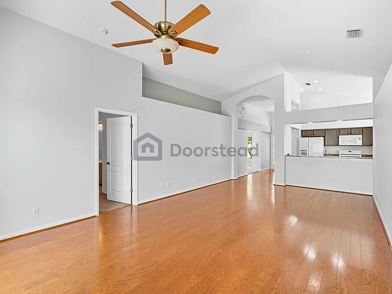 1256 Jasmine Lake Dr — Photo 14