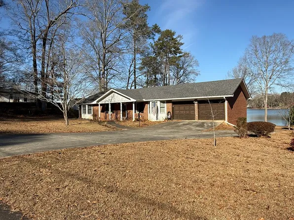 578 Lakeshore Dr, Stockbridge, GA 30281