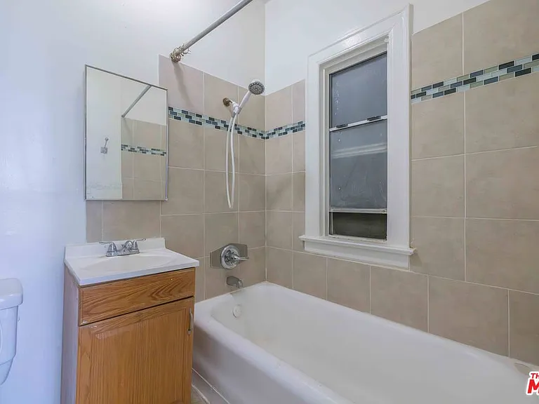 2629 W 8th St #C-320 — Photo 12