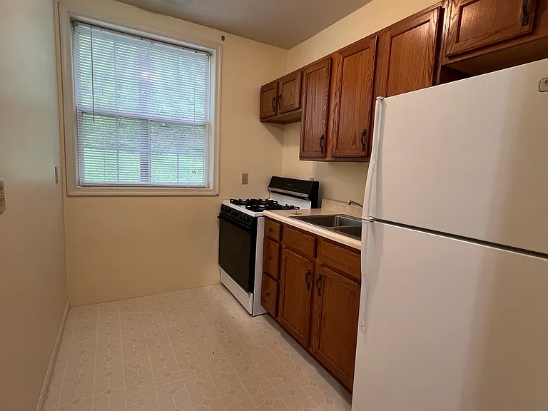 3 Shanes Villa Gw Phillips #GW PHILLIPS — Photo 14