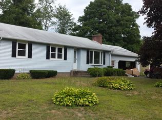 129 Greenbriar Rd, Meriden, CT 06450