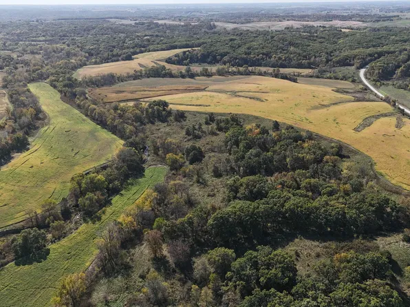 600 Saint, Cincinnati, IA 52549