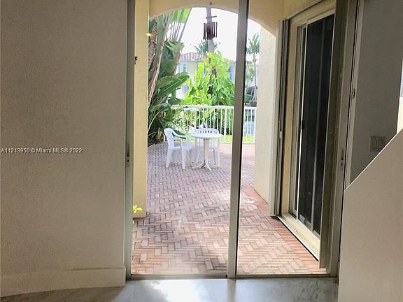 4th image of 21232 NE 31st Pl