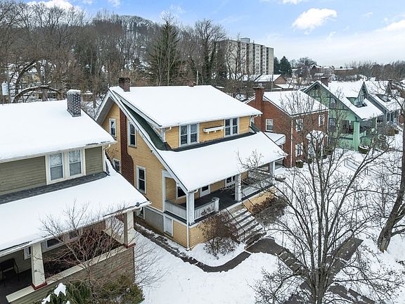 3rd image of 10 Greenwood Avenue