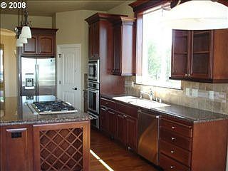 2nd image of 4830 SE Hans Nagel Rd