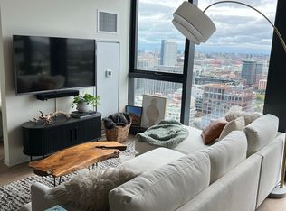165 N Morgan St #2713, Chicago, IL 60607