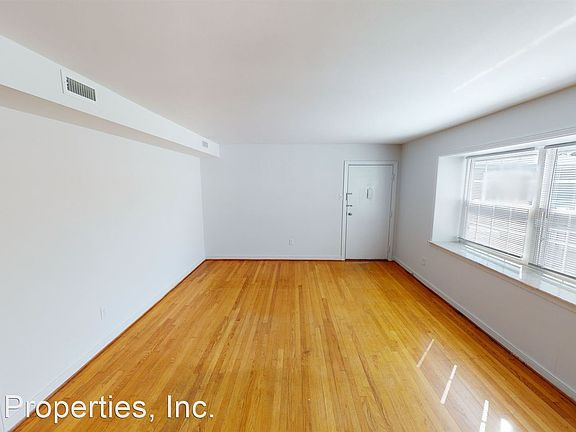 4th image of 4203 Forest Hill Ave APT 1