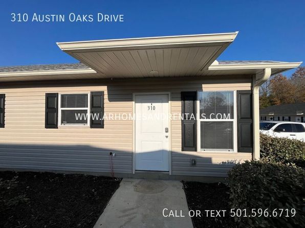 310 W Austin St