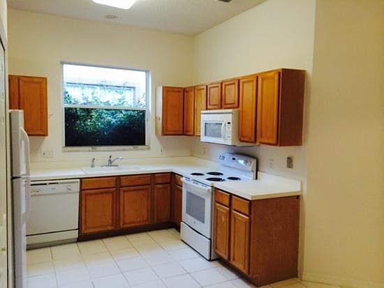 1st image of 3503 Foxcroft Cir