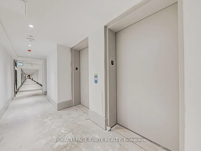 2033 Kennedy Rd #315 — Photo 3