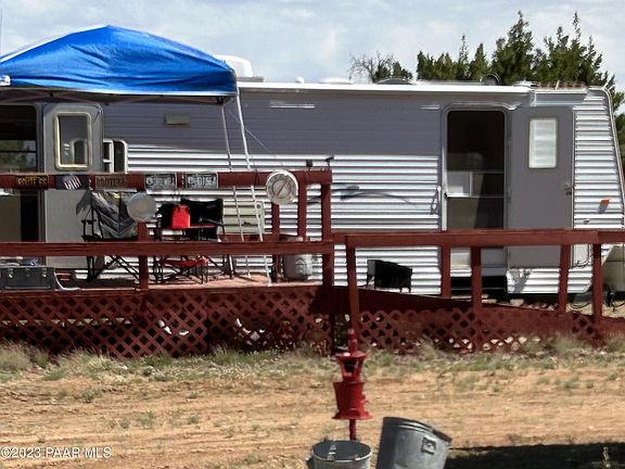 2nd image of 32358 W Calle Ines
