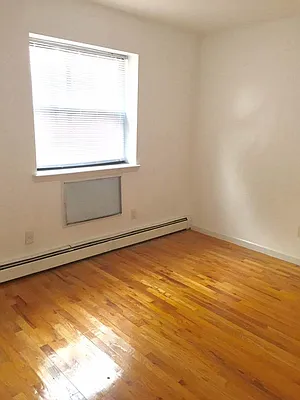 Rented by Capri Jet Realty Corp | media 13