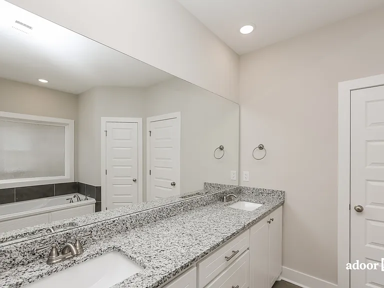 136 Shelby Mae Cir — Photo 6