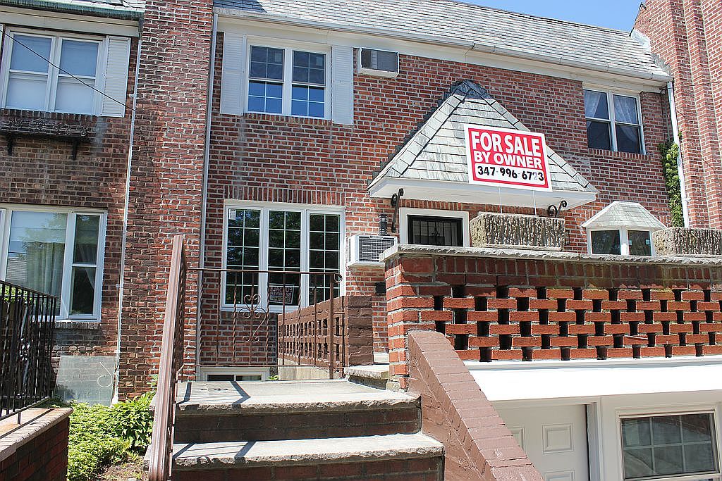 5836A 79th St, Middle Village, NY 11379 Zillow