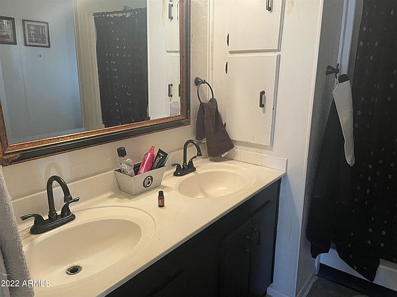 4th image of 1613 E Villa Rita Dr