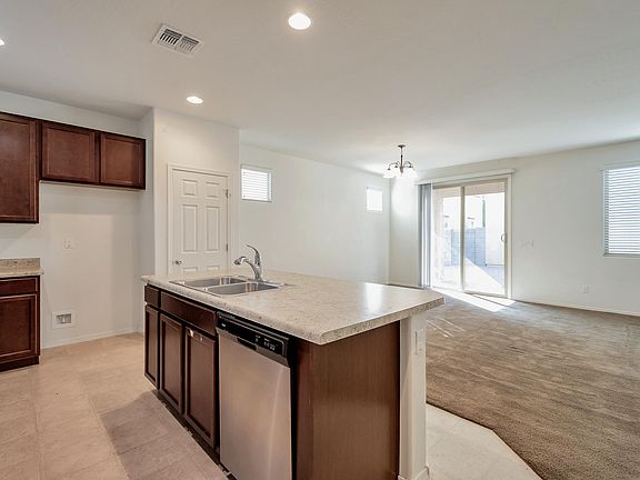 3rd image of 1006 S Olympic Dr